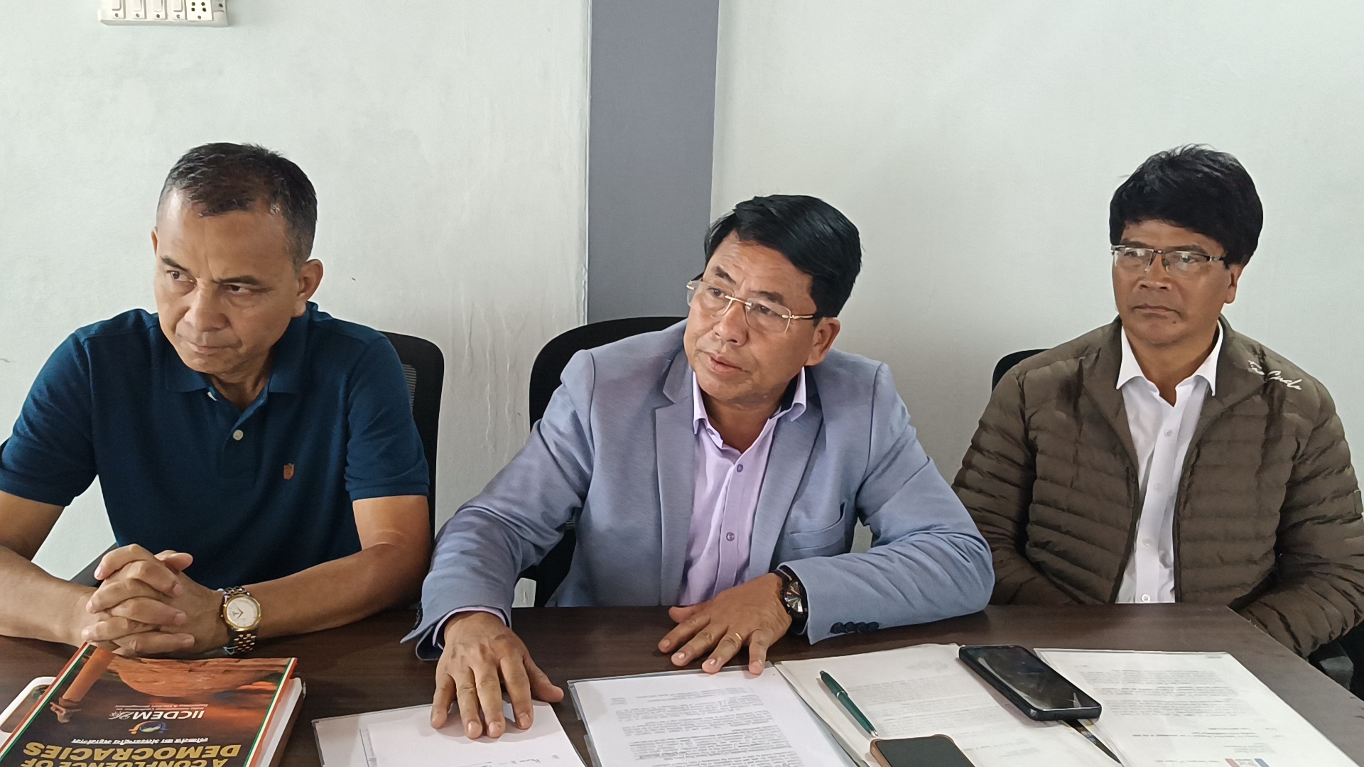 Ym treh kyrshan ka HSPDP ïa u Kyrtong ka UDP ha ka Ilekshon MP Shiteng samoi, ailad ia ki paidbah ban rai ia no kin kyrshan