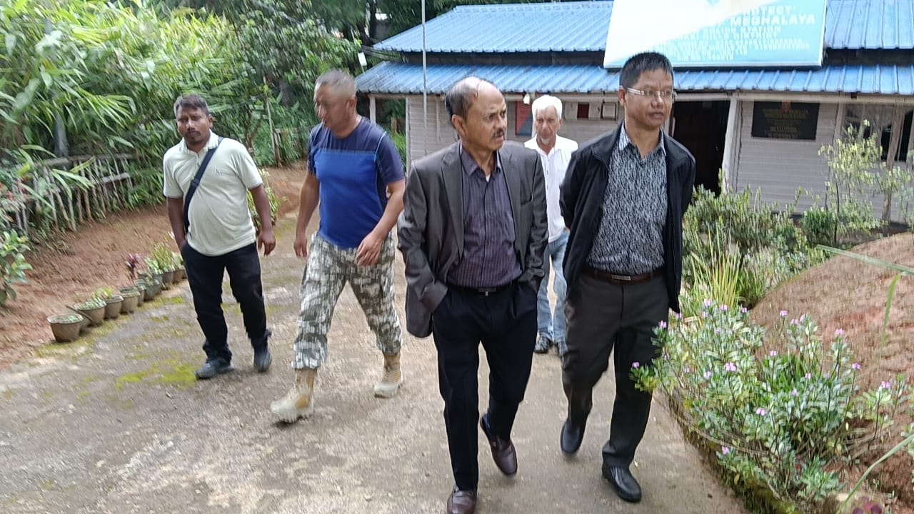 Pyntikna ba kan ym don shuh ka jinglum pisa beaiñ, maham u MLA ka Mawryngkneng ia ki Pulit ka Diengpasoh PS